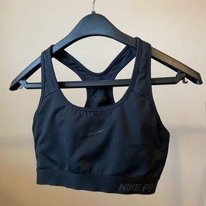 SOLD- Nike Dry-fit Sportsbra